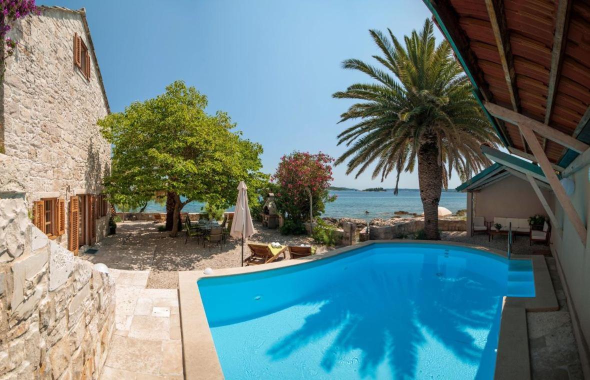 Luxury Beachfront Villa Mare With Private Pool At The Beach Orebic - Peljesac Kültér fotó