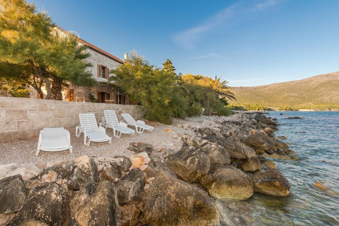 Luxury Beachfront Villa Mare With Private Pool At The Beach Orebic - Peljesac Kültér fotó